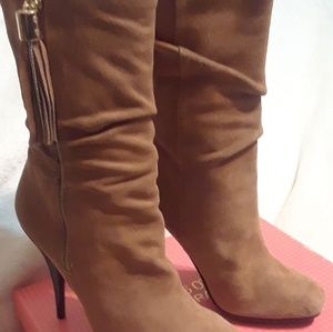 Micheals Kors Brown Suede Boots